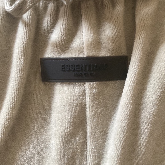 Essentials joggers - Picture 7 of 7